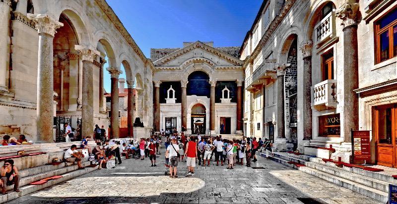 Bed and Breakfast Porta Adriatica Split Exterior foto