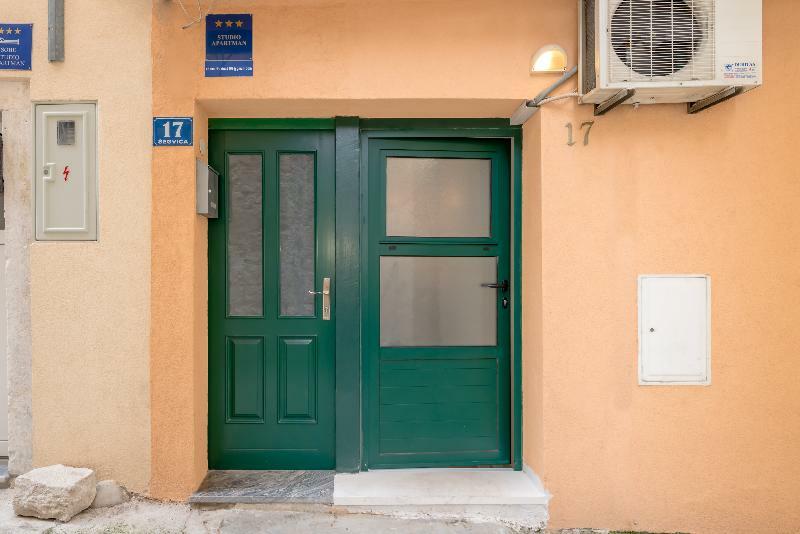 Bed and Breakfast Porta Adriatica Split Exterior foto