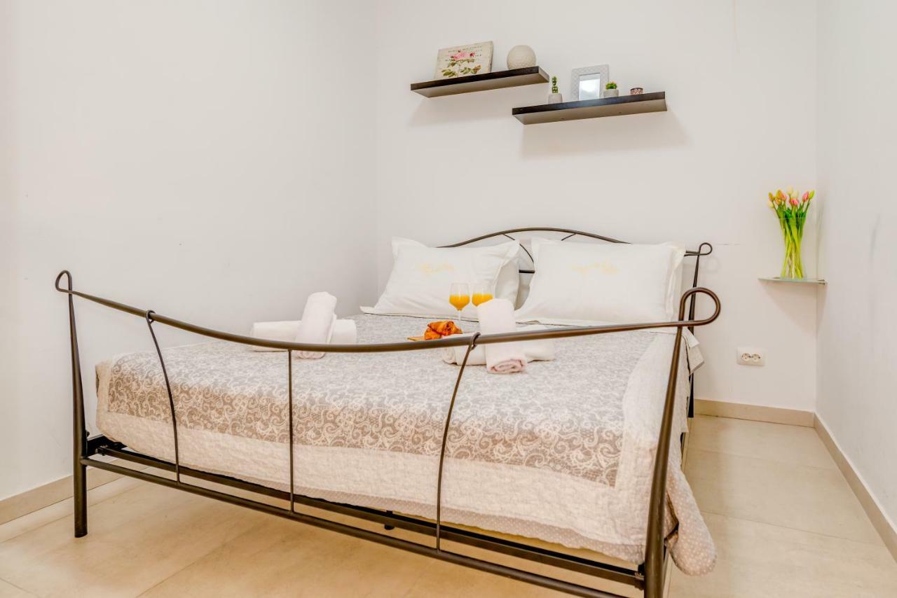 Bed and Breakfast Porta Adriatica Split Exterior foto